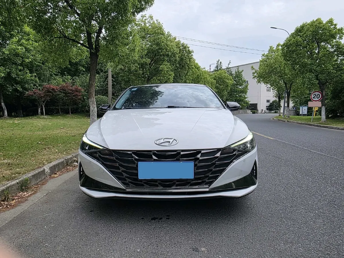 2021 Hyundai Elantra 1.5L 115HP L4 CVT,autocango,china used car exporter,china ev exporter,chinese used car exporter,chinese used ev exporter