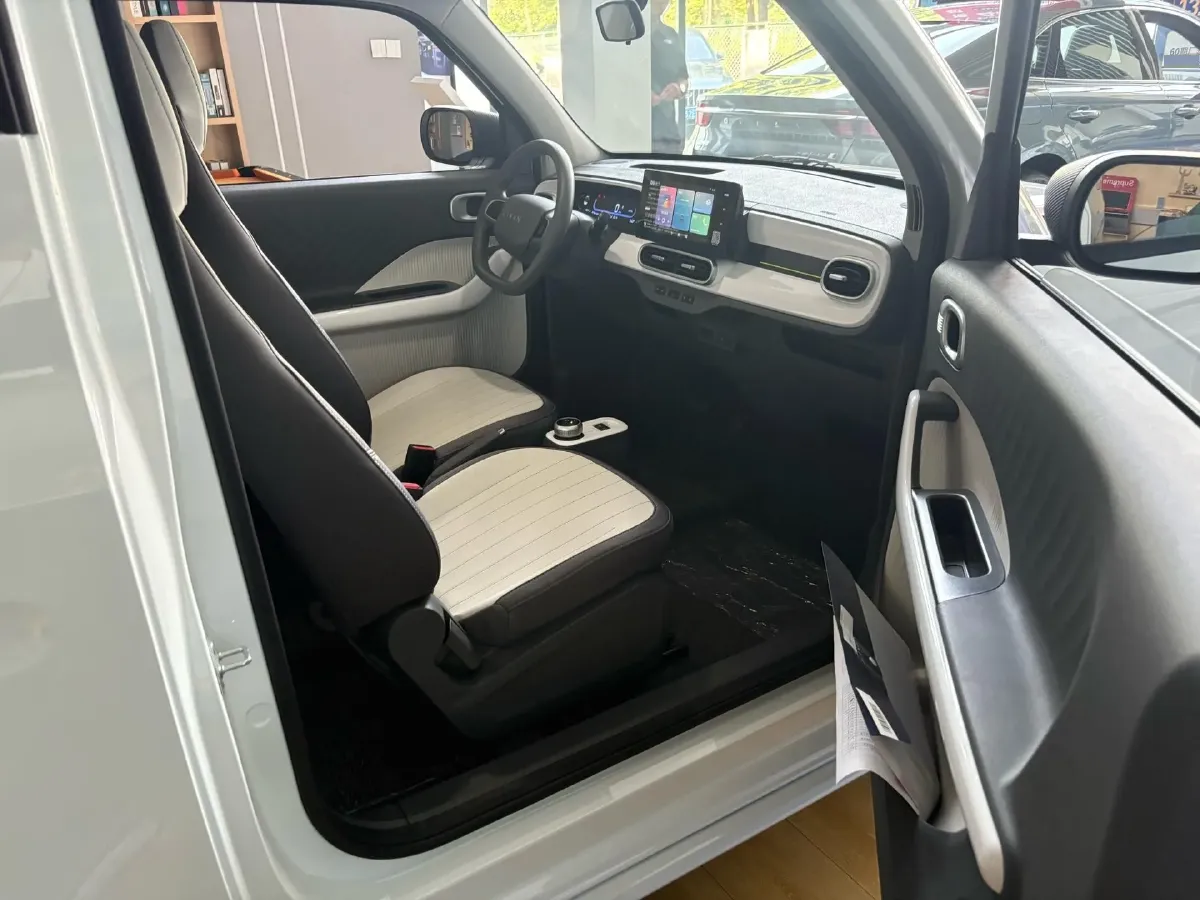 2025 Geely Lanqiqiu BEV,autocango,china used car exporter,china ev exporter,chinese used car exporter,chinese used ev exporter