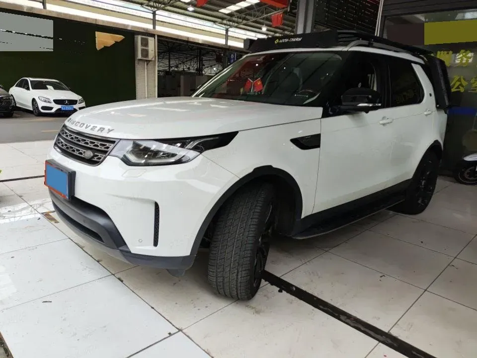 2018 Land Rover Discovery 2.0T 300HP L4 8AT,autocango,china used car exporter,china ev exporter,chinese used car exporter,chinese used ev exporter