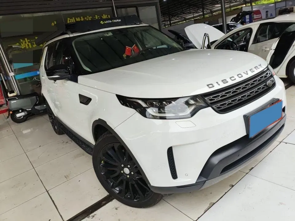 2018 Land Rover Discovery 2.0T 300HP L4 8AT,autocango,china used car exporter,china ev exporter,chinese used car exporter,chinese used ev exporter