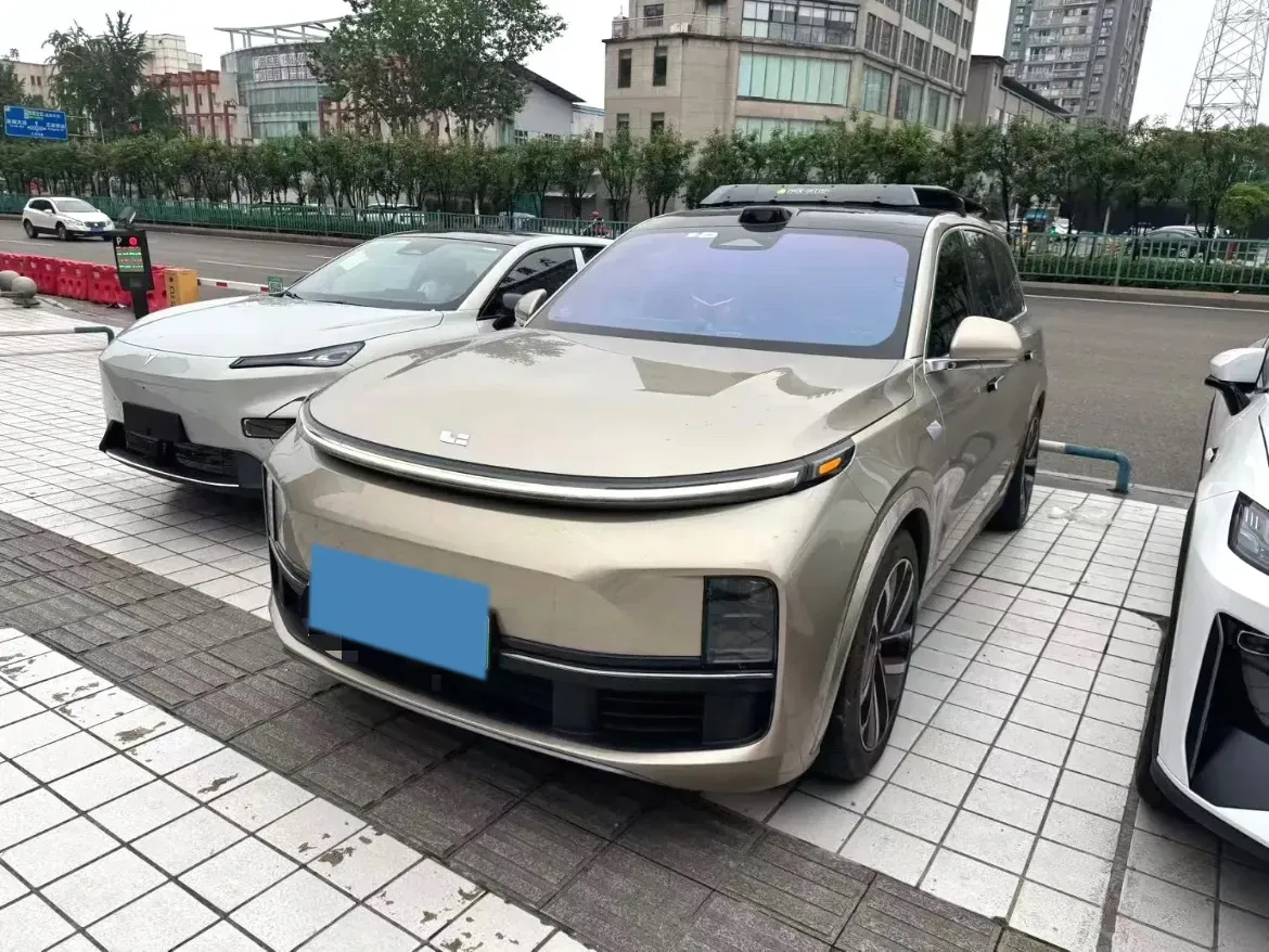 2022 Li L9 Range Extended 154HP REEV 42.6KWH,autocango,china used car exporter,china ev exporter,chinese used car exporter,chinese used ev exporter