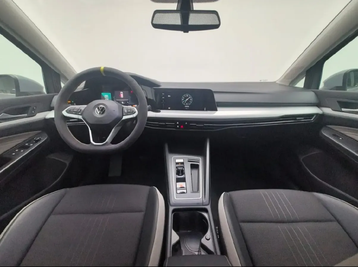 2023 Volkswagen Golf 1.4T 150HP L4 7DCT,autocango,china used car exporter,china ev exporter,chinese used car exporter,chinese used ev exporter