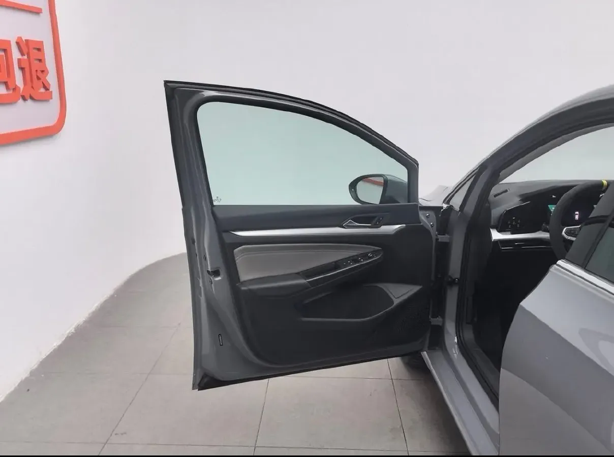 2023 Volkswagen Golf 1.4T 150HP L4 7DCT,autocango,china used car exporter,china ev exporter,chinese used car exporter,chinese used ev exporter