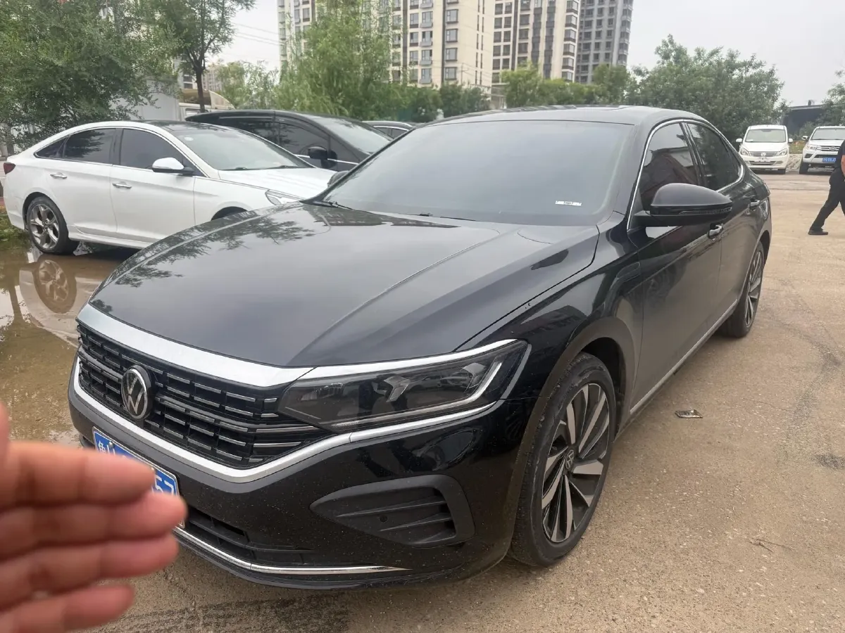 2024 Volkswagen Passat 2.0T 186HP L4 7DCT,autocango,china used car exporter,china ev exporter,chinese used car exporter,chinese used ev exporter