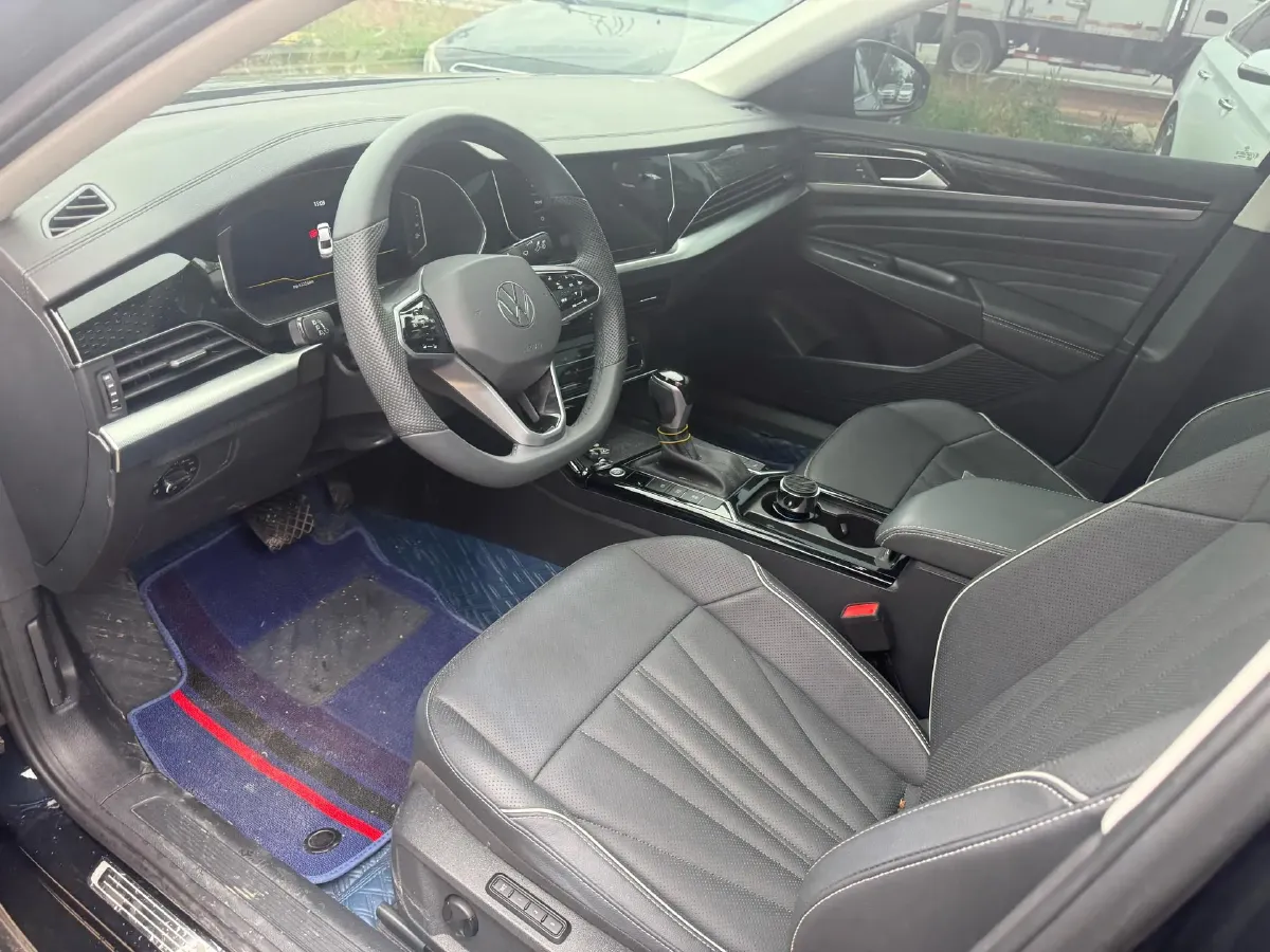 2024 Volkswagen Passat 2.0T 186HP L4 7DCT,autocango,china used car exporter,china ev exporter,chinese used car exporter,chinese used ev exporter