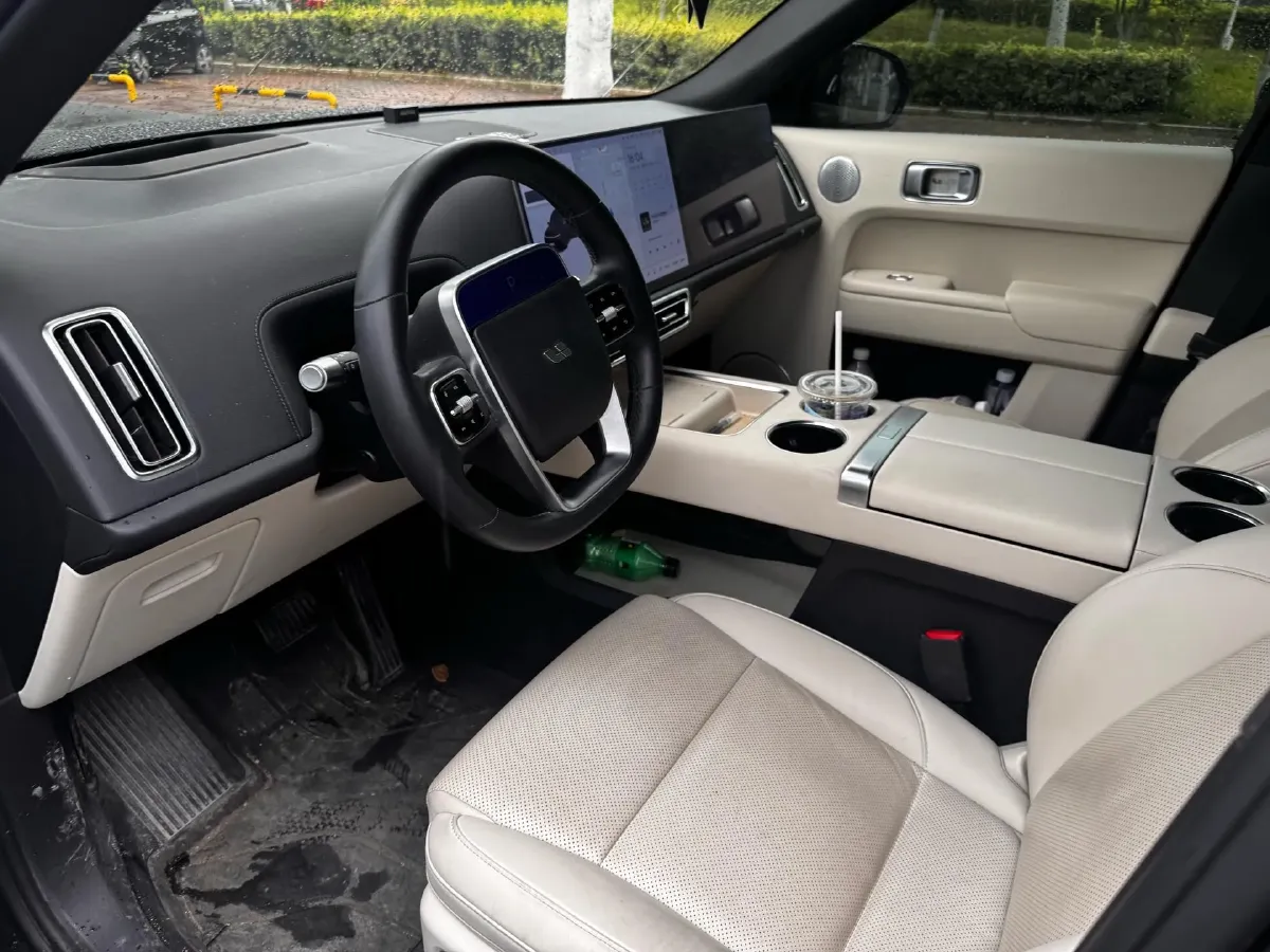 2022 Li L9 Range Extended 154HP REEV 42.6KWH,autocango,china used car exporter,china ev exporter,chinese used car exporter,chinese used ev exporter