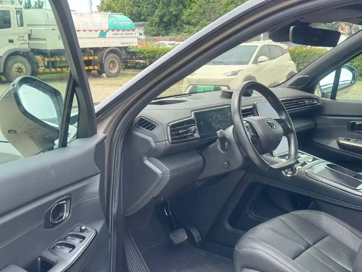 2020 NIO ES8 BEV 100KWH,autocango,china used car exporter,china ev exporter,chinese used car exporter,chinese used ev exporter