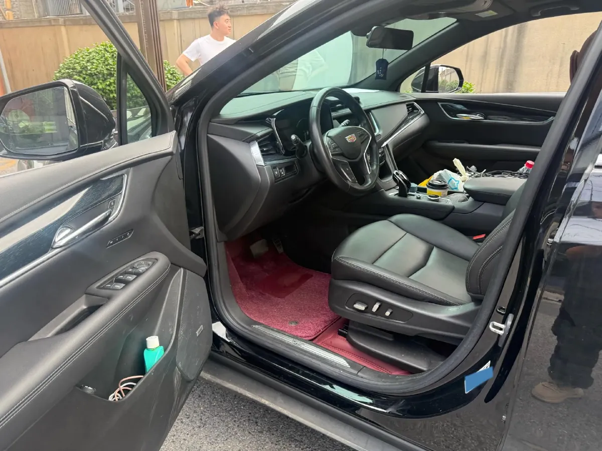 2024 Cadillac XT5 2.0T 237HP L4 9AT,autocango,china used car exporter,china ev exporter,chinese used car exporter,chinese used ev exporter