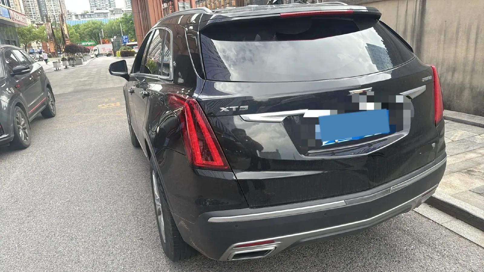 2024 Cadillac XT5 2.0T 237HP L4 9AT,autocango,china used car exporter,china ev exporter,chinese used car exporter,chinese used ev exporter
