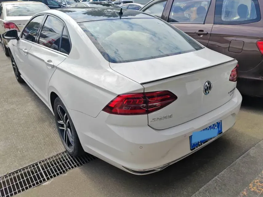 2021 Volkswagen Lamando 1.4T 150HP L4 7DCT,autocango,china used car exporter,china ev exporter,chinese used car exporter,chinese used ev exporter