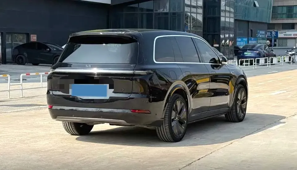 2024 Li L9 Range Extended 154HP REEV 52.3KWH,autocango,china used car exporter,china ev exporter,chinese used car exporter,chinese used ev exporter
