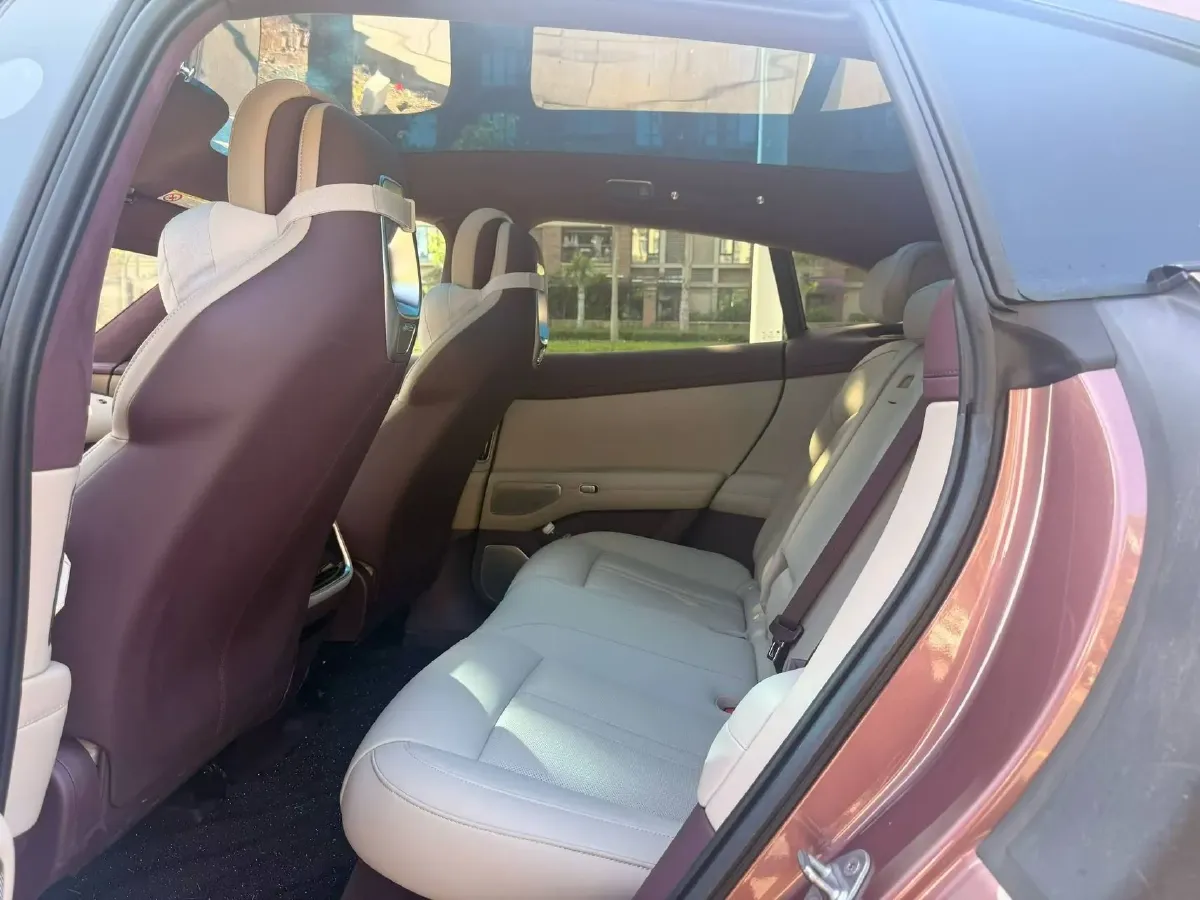 2025 MI YU7 BEV 101.7KWH,autocango,china used car exporter,china ev exporter,chinese used car exporter,chinese used ev exporter
