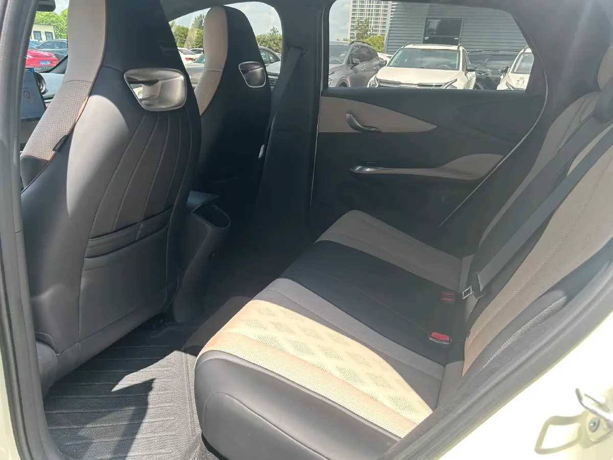 2024 BYD Dolphin BEV 44.928KWH,autocango,china used car exporter,china ev exporter,chinese used car exporter,chinese used ev exporter