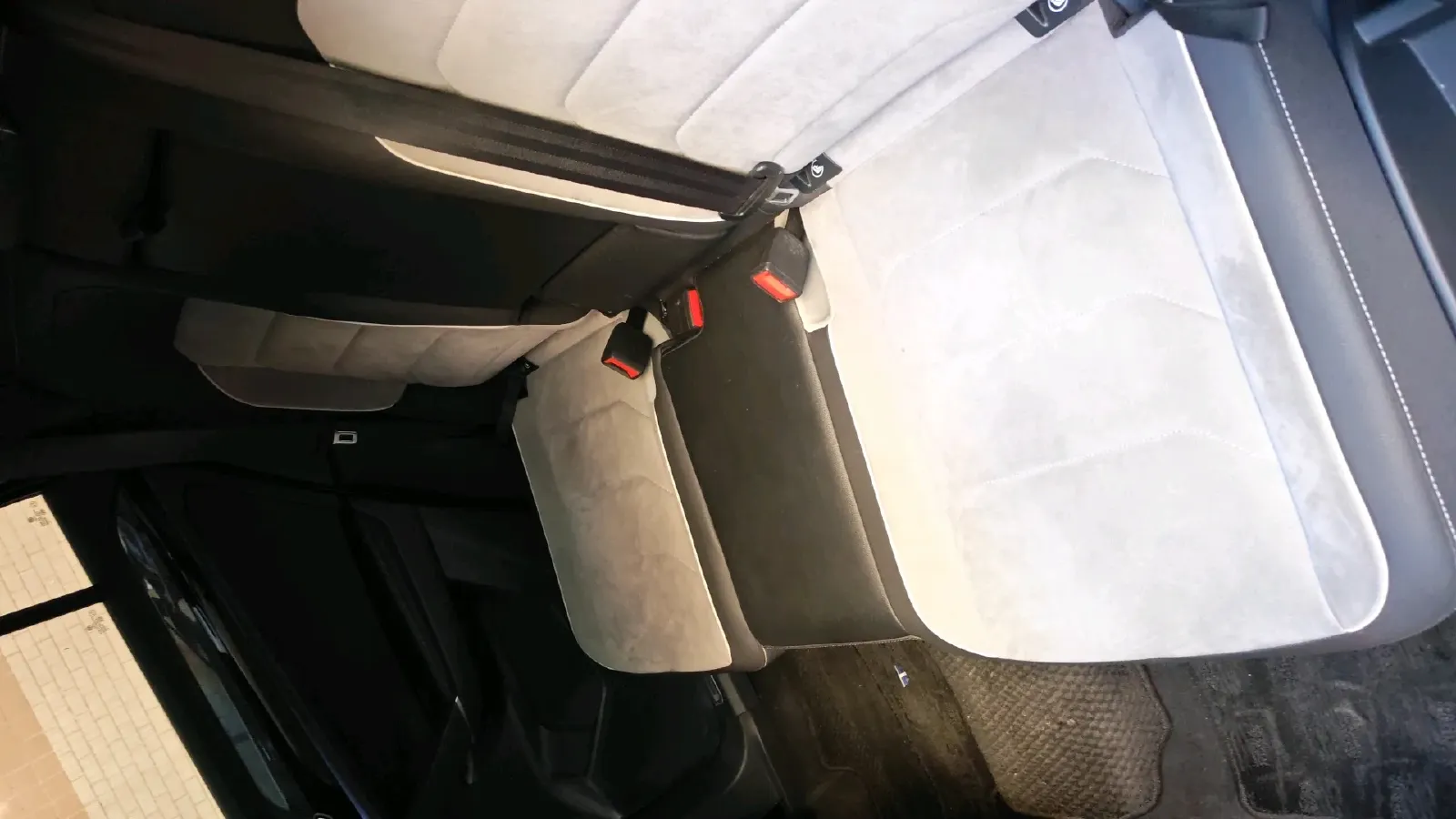 2021 Volkswagen Tayron 2.0T 220HP L4 7DCT,autocango,china used car exporter,china ev exporter,chinese used car exporter,chinese used ev exporter