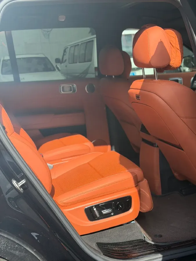 2024 Li L9 Range Extended 154HP REEV 52.3KWH,autocango,china used car exporter,china ev exporter,chinese used car exporter,chinese used ev exporter