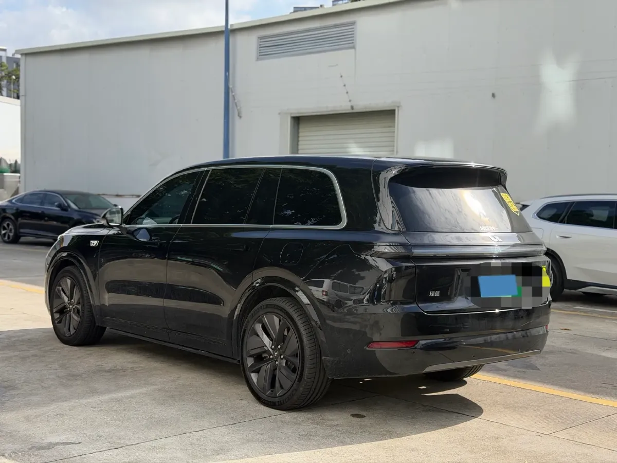 2024 Li L9 Range Extended 154HP REEV 52.3KWH,autocango,china used car exporter,china ev exporter,chinese used car exporter,chinese used ev exporter