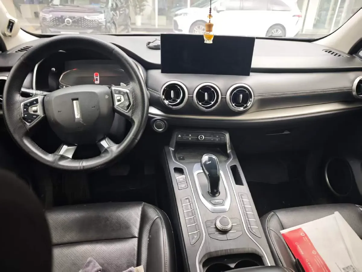 2020 WEY VV6 2.0T 227HP L4 7DCT,autocango,china used car exporter,china ev exporter,chinese used car exporter,chinese used ev exporter