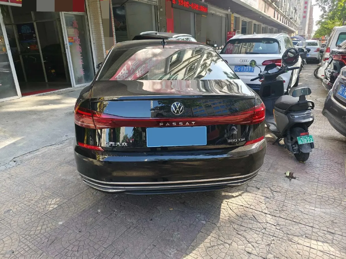 2024 Volkswagen Passat 2.0T 220HP L4 7DCT,autocango,china used car exporter,china ev exporter,chinese used car exporter,chinese used ev exporter