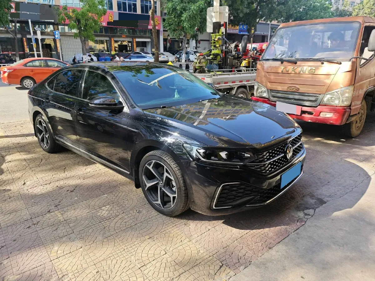2024 Volkswagen Passat 2.0T 220HP L4 7DCT,autocango,china used car exporter,china ev exporter,chinese used car exporter,chinese used ev exporter