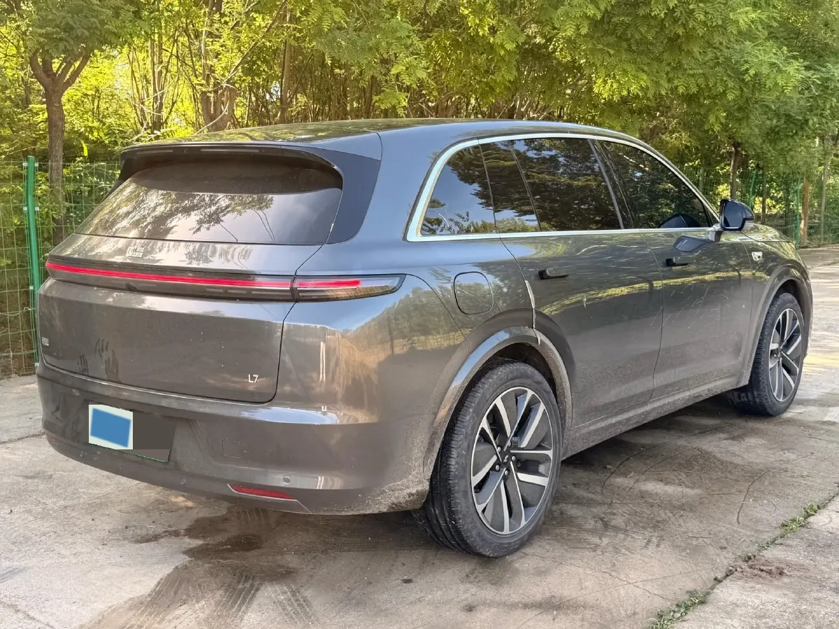 2023 Li L7 Range Extended 154HP REEV 40.9KWH,autocango,china used car exporter,china ev exporter,chinese used car exporter,chinese used ev exporter