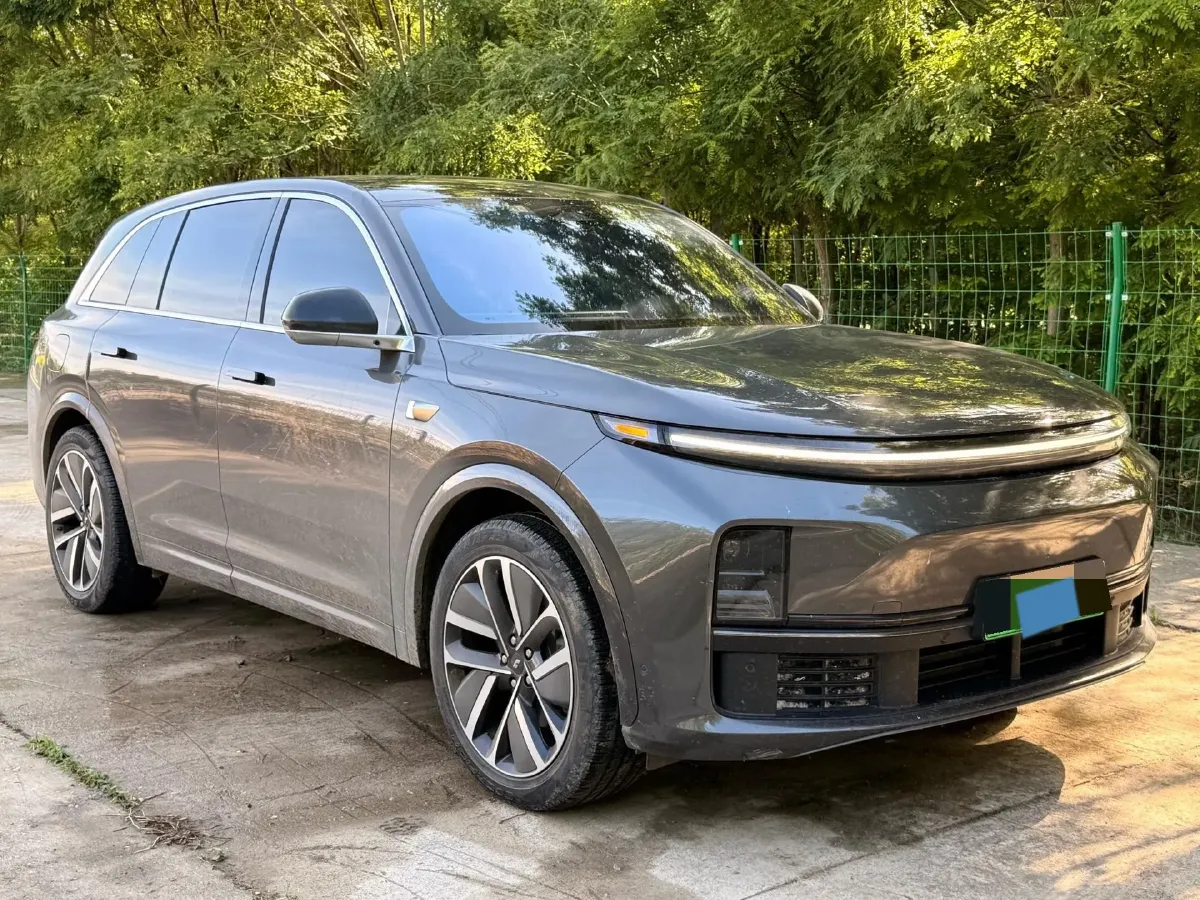 2023 Li L7 Range Extended 154HP REEV 40.9KWH,autocango,china used car exporter,china ev exporter,chinese used car exporter,chinese used ev exporter