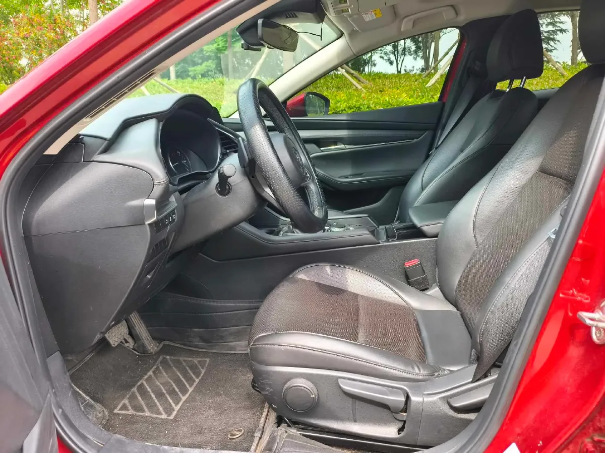 2021 Mazda 3 Axela 2.0L 158HP L4 6AT,autocango,china used car exporter,china ev exporter,chinese used car exporter,chinese used ev exporter