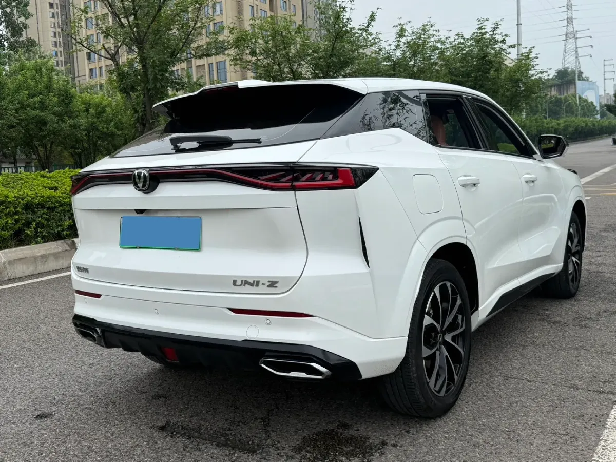 2024 ChangAn UNI-Z 1.5L 98HP L4 E-CVT PHEV 18.4KWH,autocango,china used car exporter,china ev exporter,chinese used car exporter,chinese used ev exporter