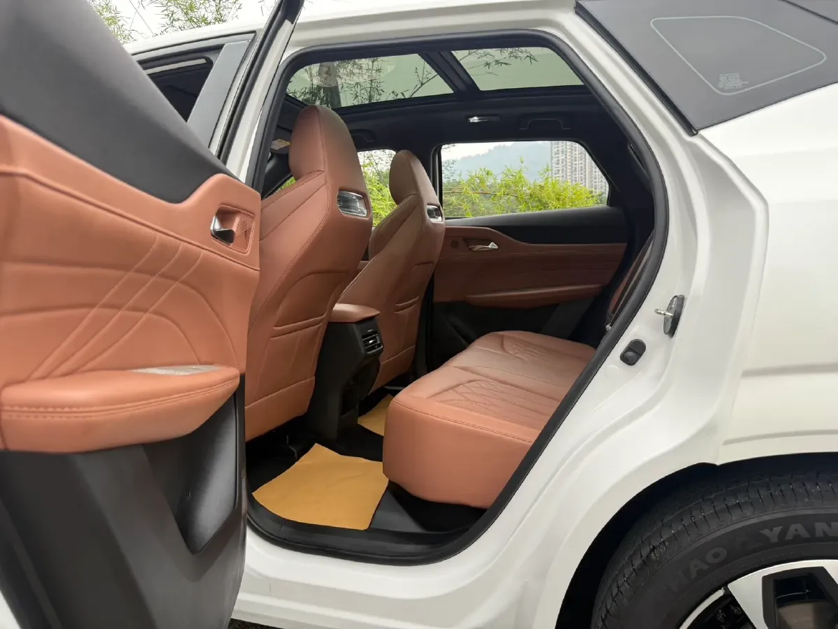 2024 ChangAn UNI-Z 1.5L 98HP L4 E-CVT PHEV 18.4KWH,autocango,china used car exporter,china ev exporter,chinese used car exporter,chinese used ev exporter