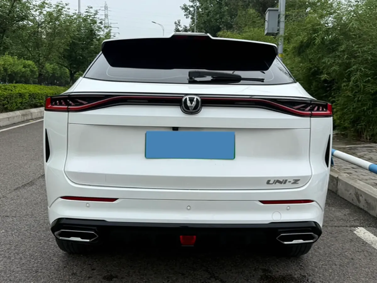 2024 ChangAn UNI-Z 1.5L 98HP L4 E-CVT PHEV 18.4KWH,autocango,china used car exporter,china ev exporter,chinese used car exporter,chinese used ev exporter