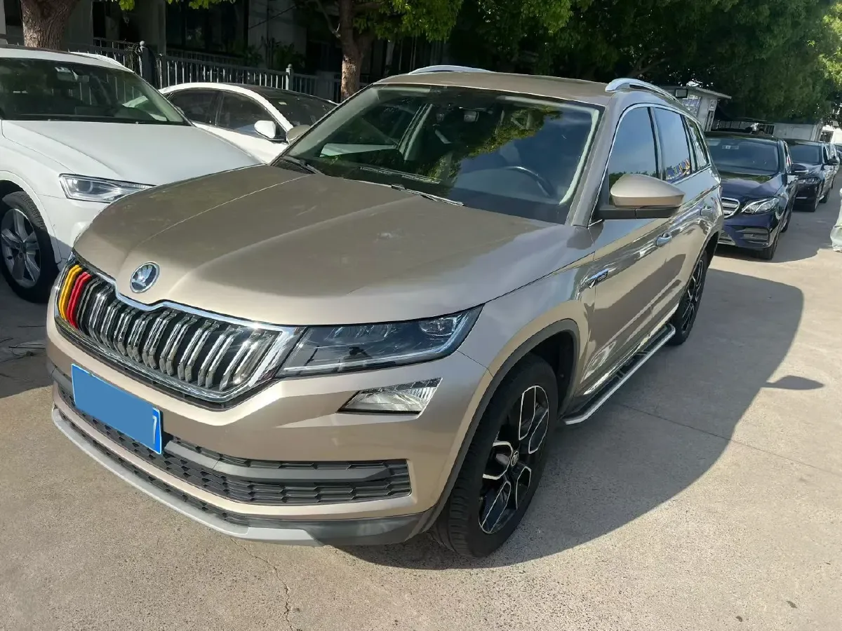 2018 Skoda Kodiak 2.0T 186HP L4 7DCT,autocango,china used car exporter,china ev exporter,chinese used car exporter,chinese used ev exporter
