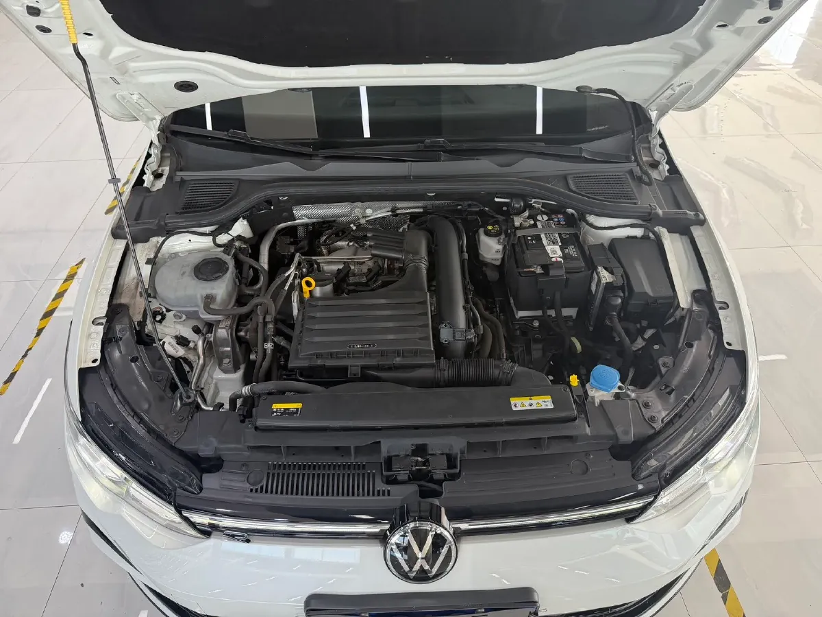 2023 Volkswagen Golf 1.4T 150HP L4 7DCT,autocango,china used car exporter,china ev exporter,chinese used car exporter,chinese used ev exporter