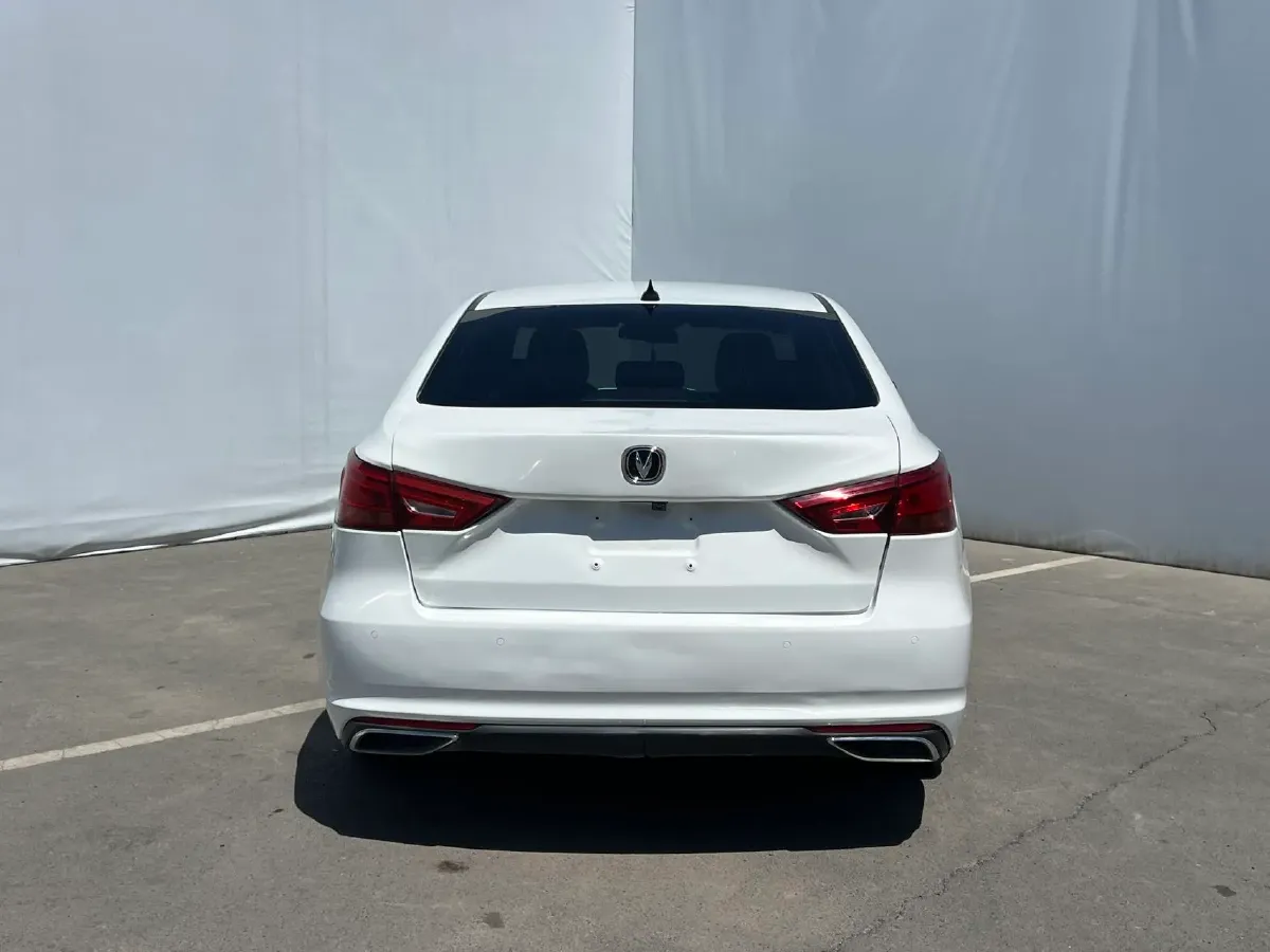 2020 ChangAn Raeton CC 1.5T 156HP L4 6AT,autocango,china used car exporter,china ev exporter,chinese used car exporter,chinese used ev exporter