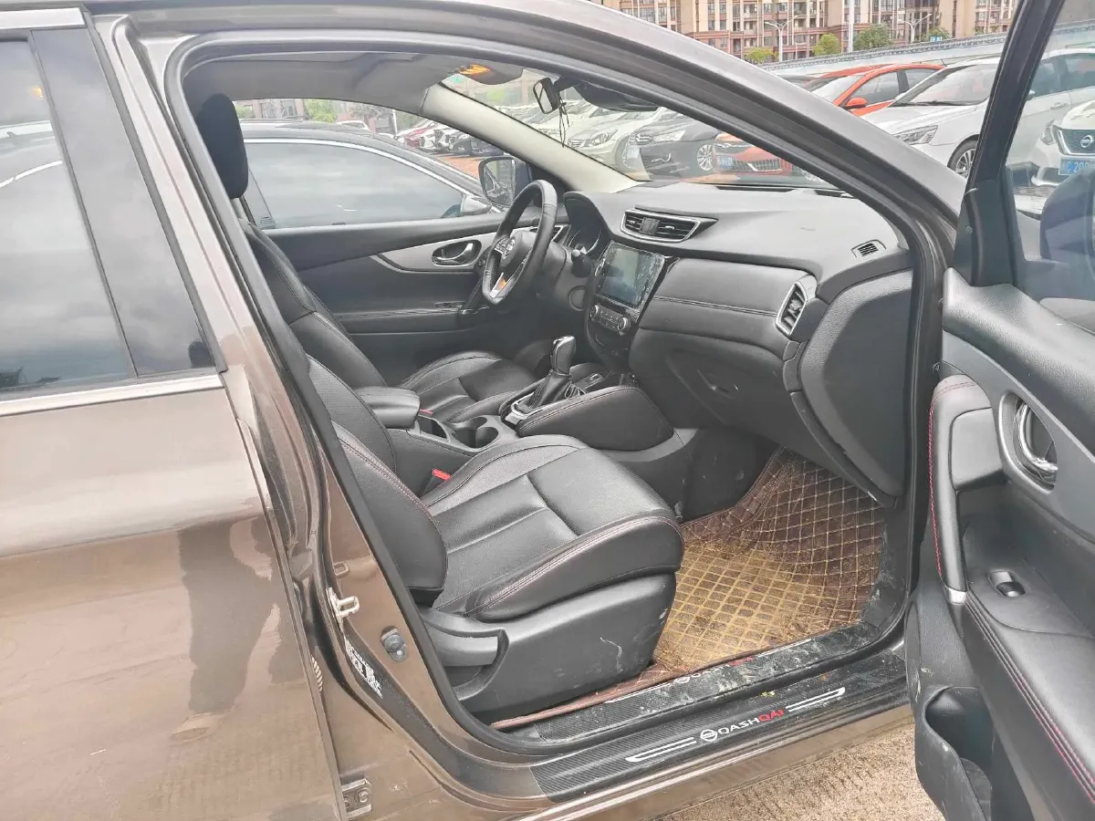 2021 Nissan Qashqai 2.0L 151HP L4 CVT,autocango,china used car exporter,china ev exporter,chinese used car exporter,chinese used ev exporter