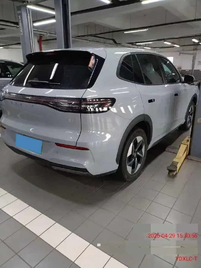 2024 LanDian E5 1.5L 110HP L4 E-CVT PHEV 17.52KWH,autocango,china used car exporter,china ev exporter,chinese used car exporter,chinese used ev exporter