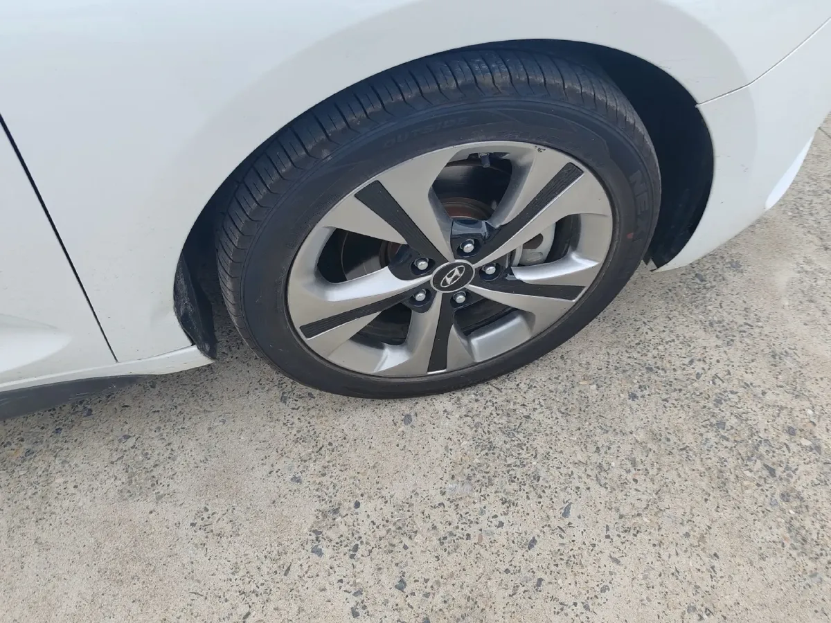 2019 Hyundai La Festa 1.6T 190HP L4 7DCT,autocango,china used car exporter,china ev exporter,chinese used car exporter,chinese used ev exporter