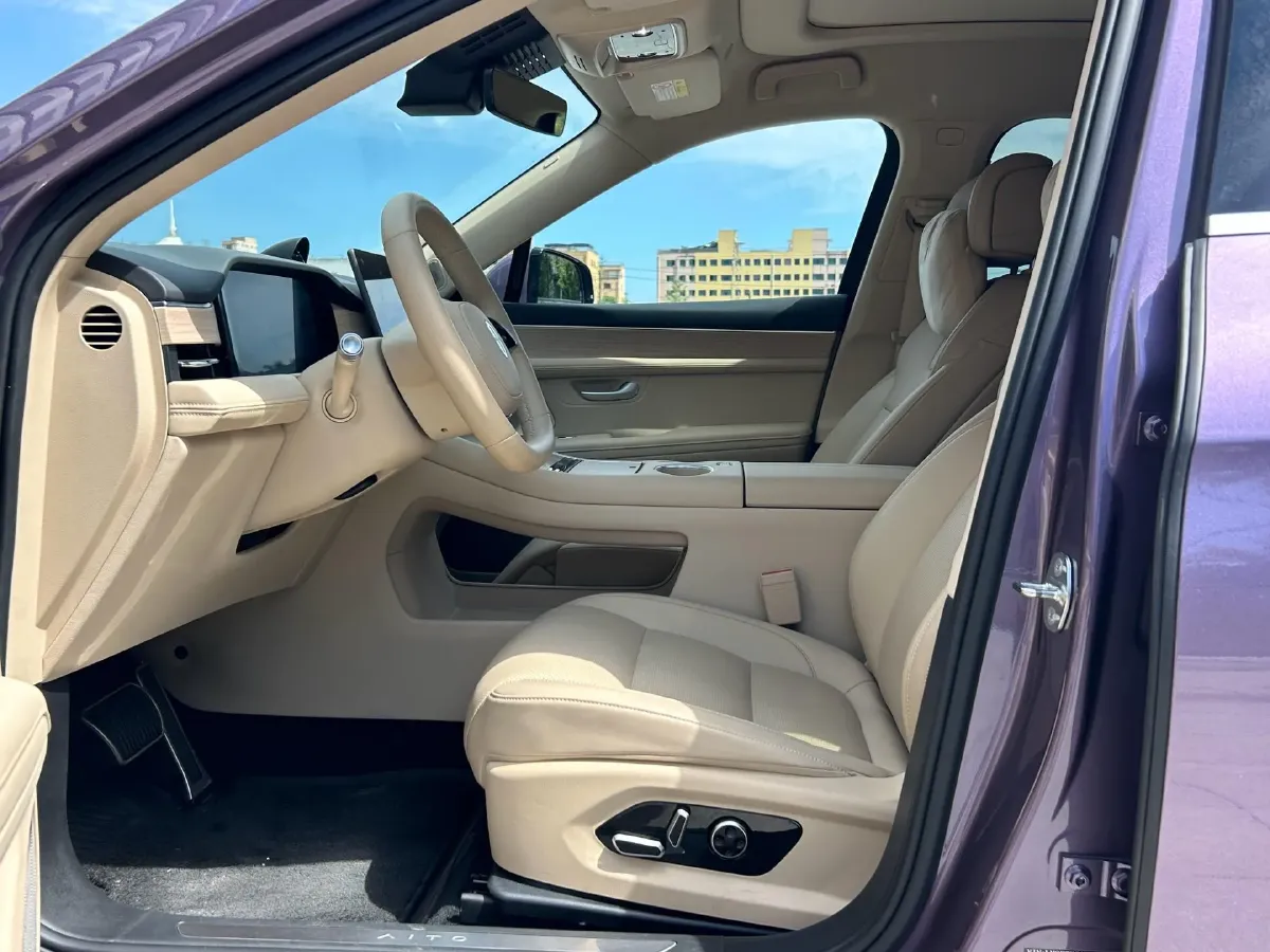 2025 AITO AITO M5 1.5T 152HP L4 REEV 42KWH,autocango,china used car exporter,china ev exporter,chinese used car exporter,chinese used ev exporter