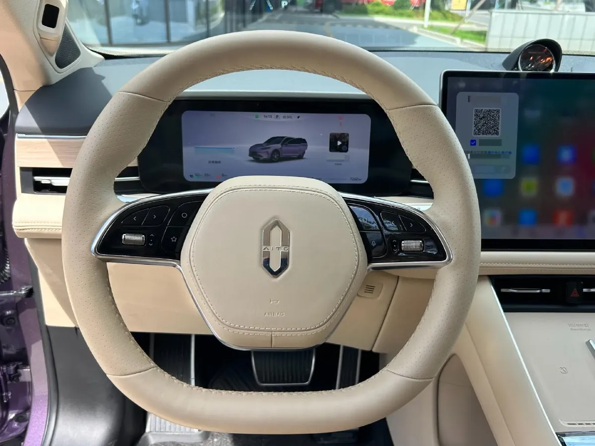 2025 AITO AITO M5 1.5T 152HP L4 REEV 42KWH,autocango,china used car exporter,china ev exporter,chinese used car exporter,chinese used ev exporter