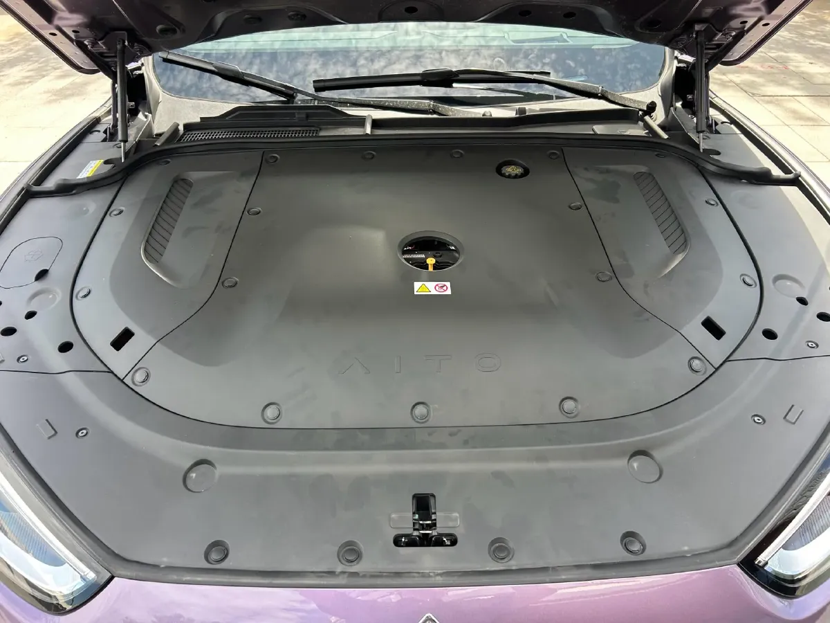 2025 AITO AITO M5 1.5T 152HP L4 REEV 42KWH,autocango,china used car exporter,china ev exporter,chinese used car exporter,chinese used ev exporter