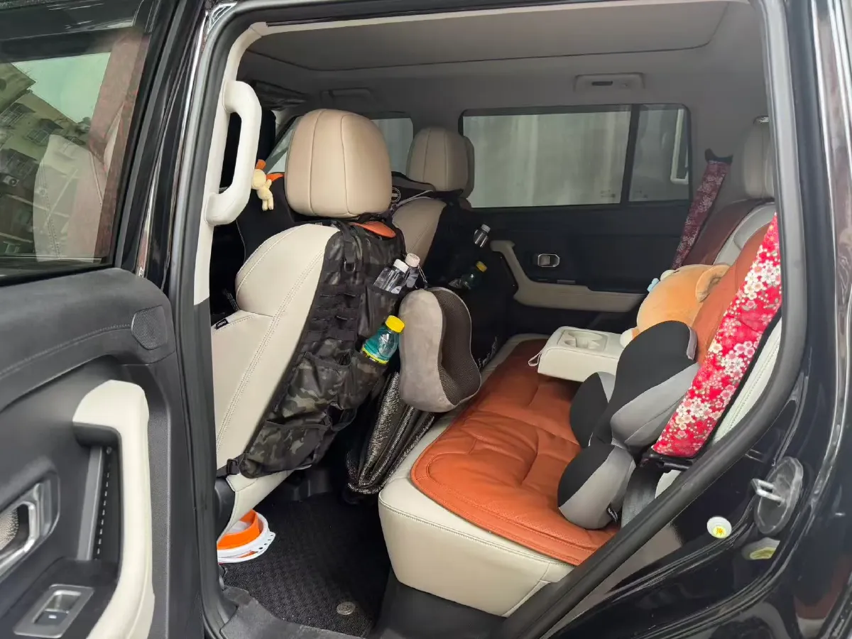 2025 MAXUS XinTu V70 2.0T 150HP L4 9AT,autocango,china used car exporter,china ev exporter,chinese used car exporter,chinese used ev exporter