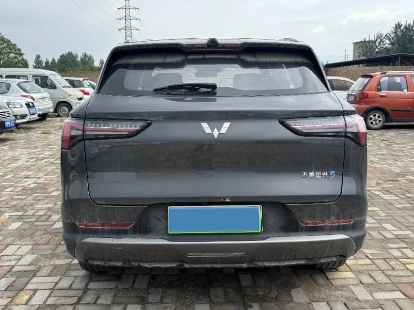 2024 WuLing XingGuangS 1.5L 106HP L4 E-CVT PHEV 20.5KWH,autocango,china used car exporter,china ev exporter,chinese used car exporter,chinese used ev exporter