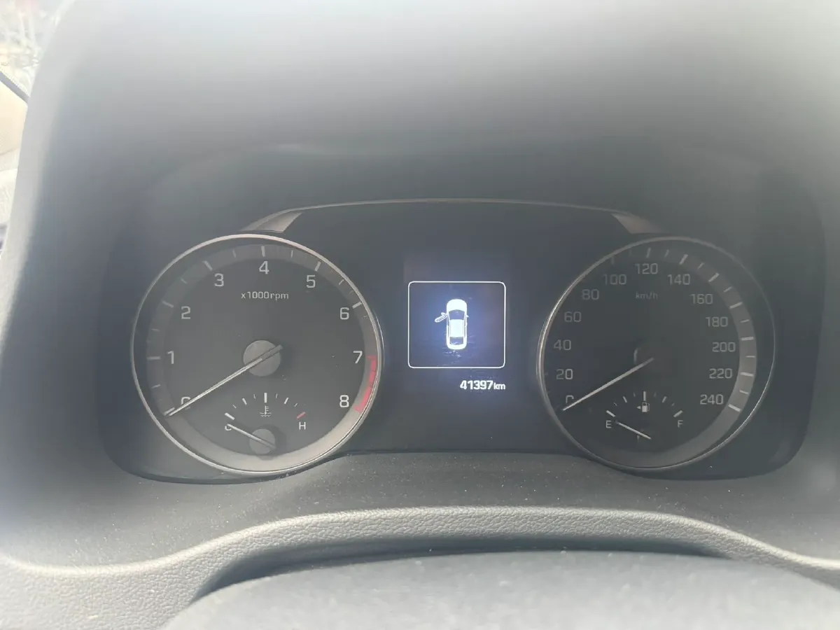 2016 Hyundai Elantra 1.6L 130HP L4 6AT,autocango,china used car exporter,china ev exporter,chinese used car exporter,chinese used ev exporter