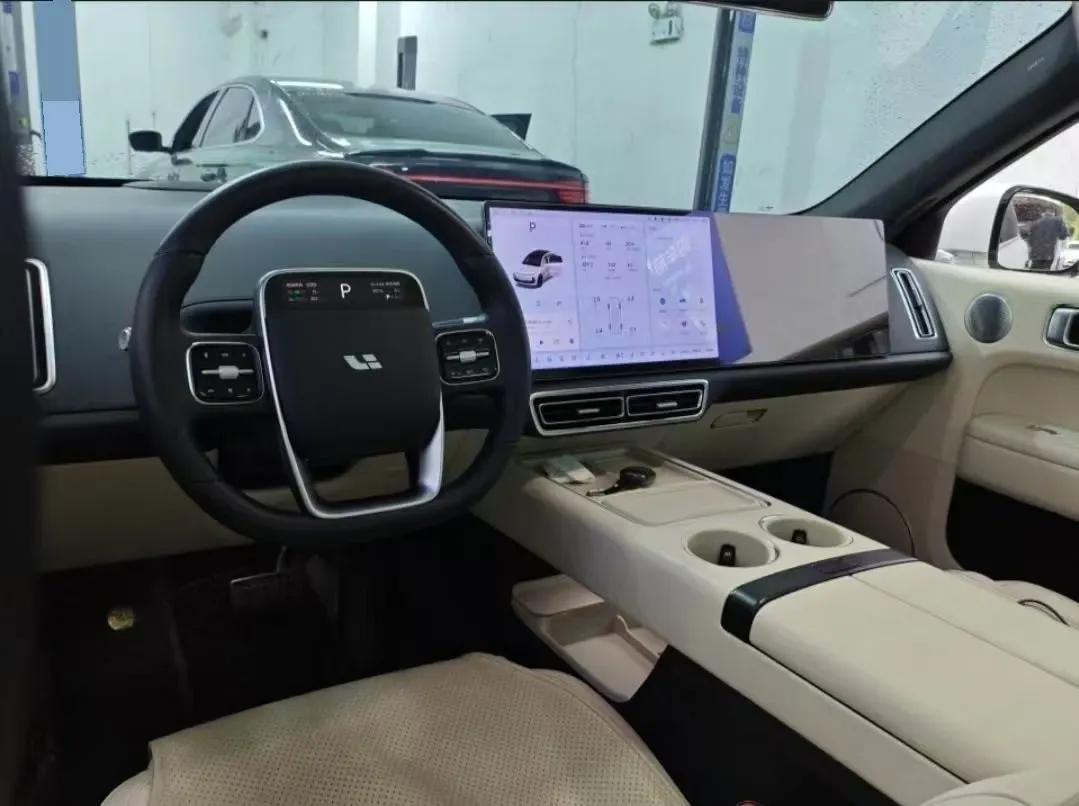 2024 Li L6 Range Extended 154HP L4 REEV 36.8KWH,autocango,china used car exporter,china ev exporter,chinese used car exporter,chinese used ev exporter