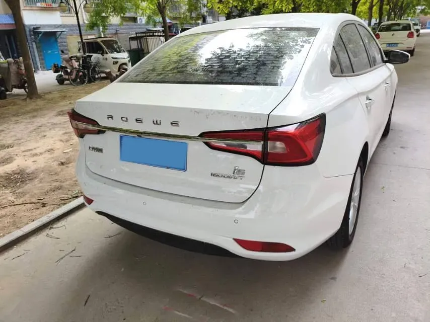2020 Roewe i5 1.5L 120HP L4 5MT,autocango,china used car exporter,china ev exporter,chinese used car exporter,chinese used ev exporter