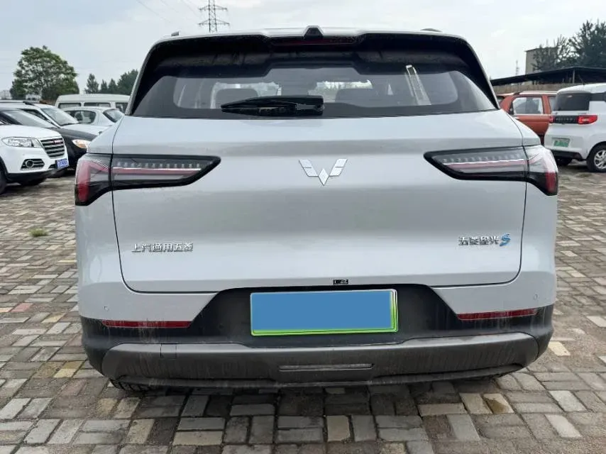 2024 WuLing XingGuangS 1.5L 106HP L4 E-CVT PHEV 20.5KWH,autocango,china used car exporter,china ev exporter,chinese used car exporter,chinese used ev exporter