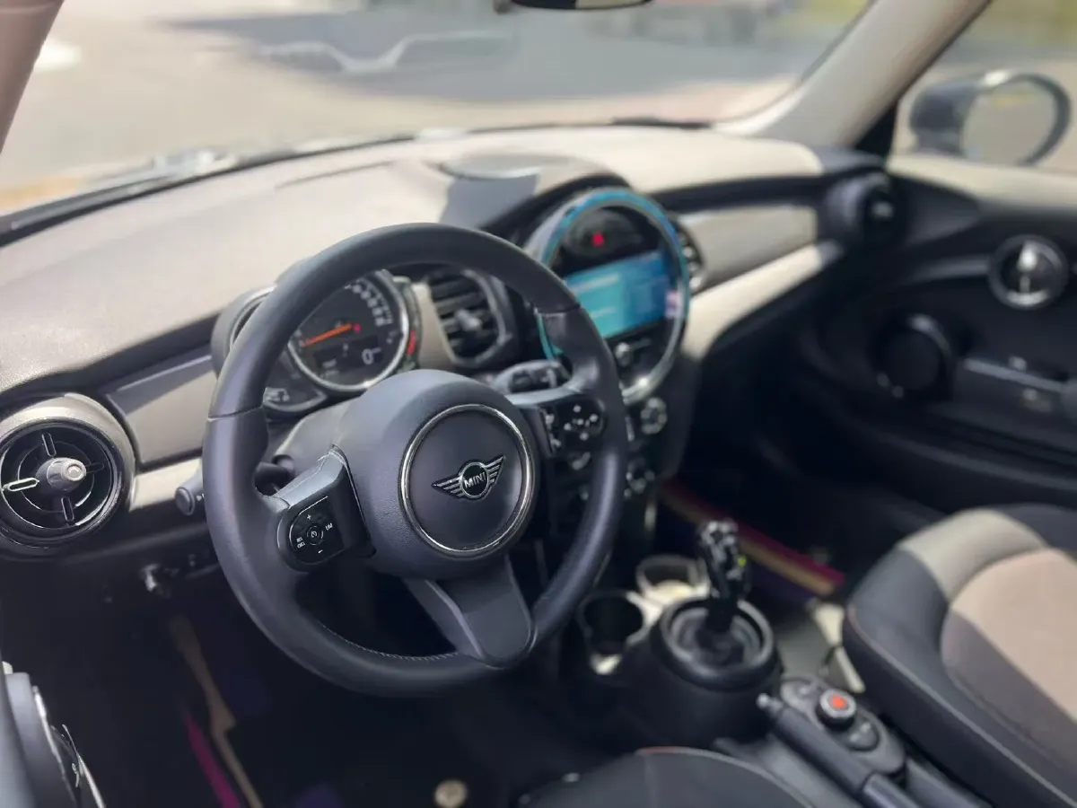2023 MINI MINI 1.5T 102HP L3 7DCT,autocango,china used car exporter,china ev exporter,chinese used car exporter,chinese used ev exporter