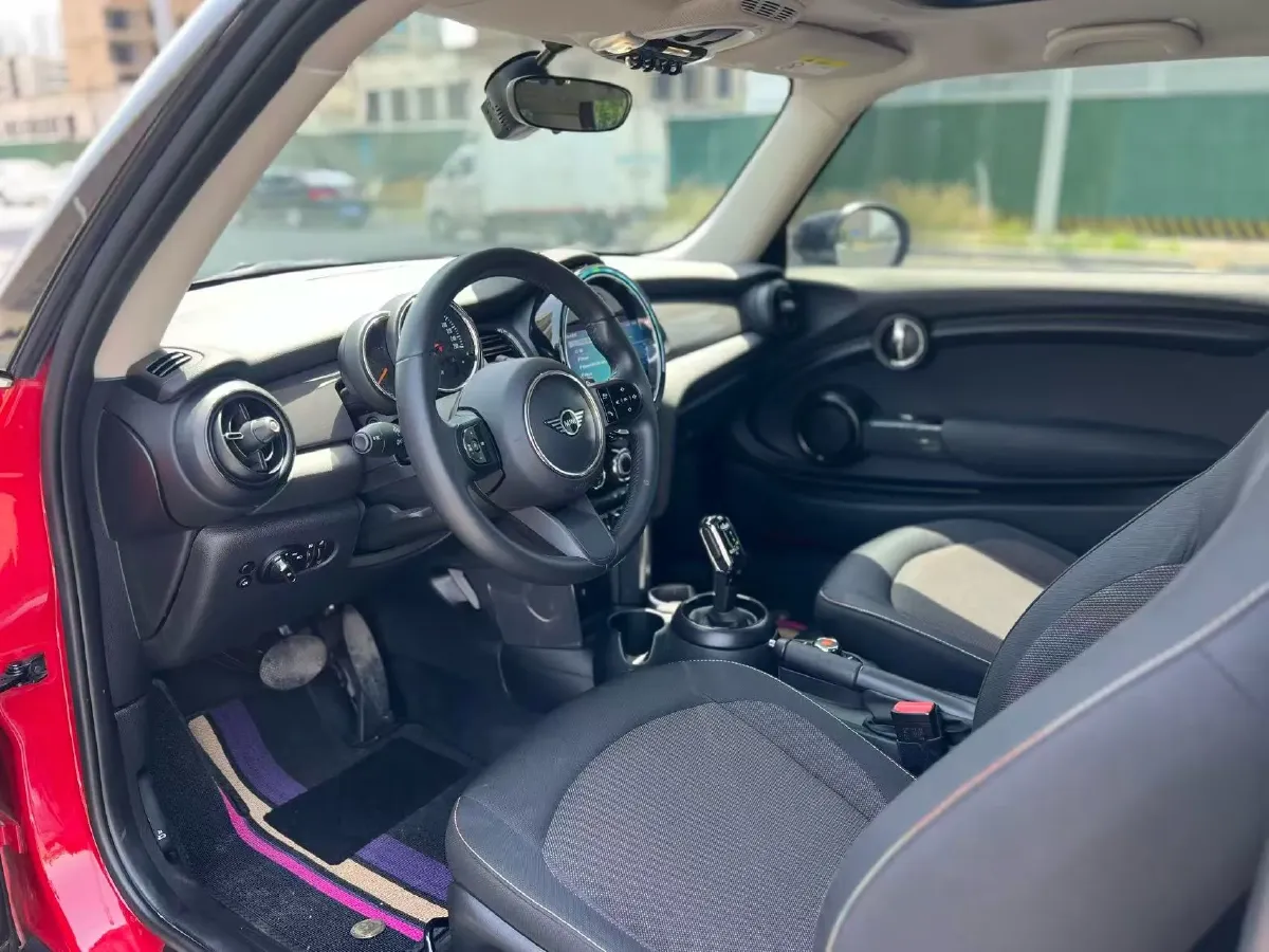 2023 MINI MINI 1.5T 102HP L3 7DCT,autocango,china used car exporter,china ev exporter,chinese used car exporter,chinese used ev exporter