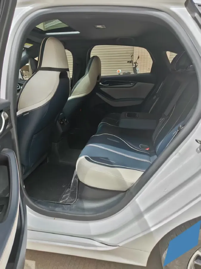 2021 Haval F7 1.5T 169HP L4 7DCT,autocango,china used car exporter,china ev exporter,chinese used car exporter,chinese used ev exporter