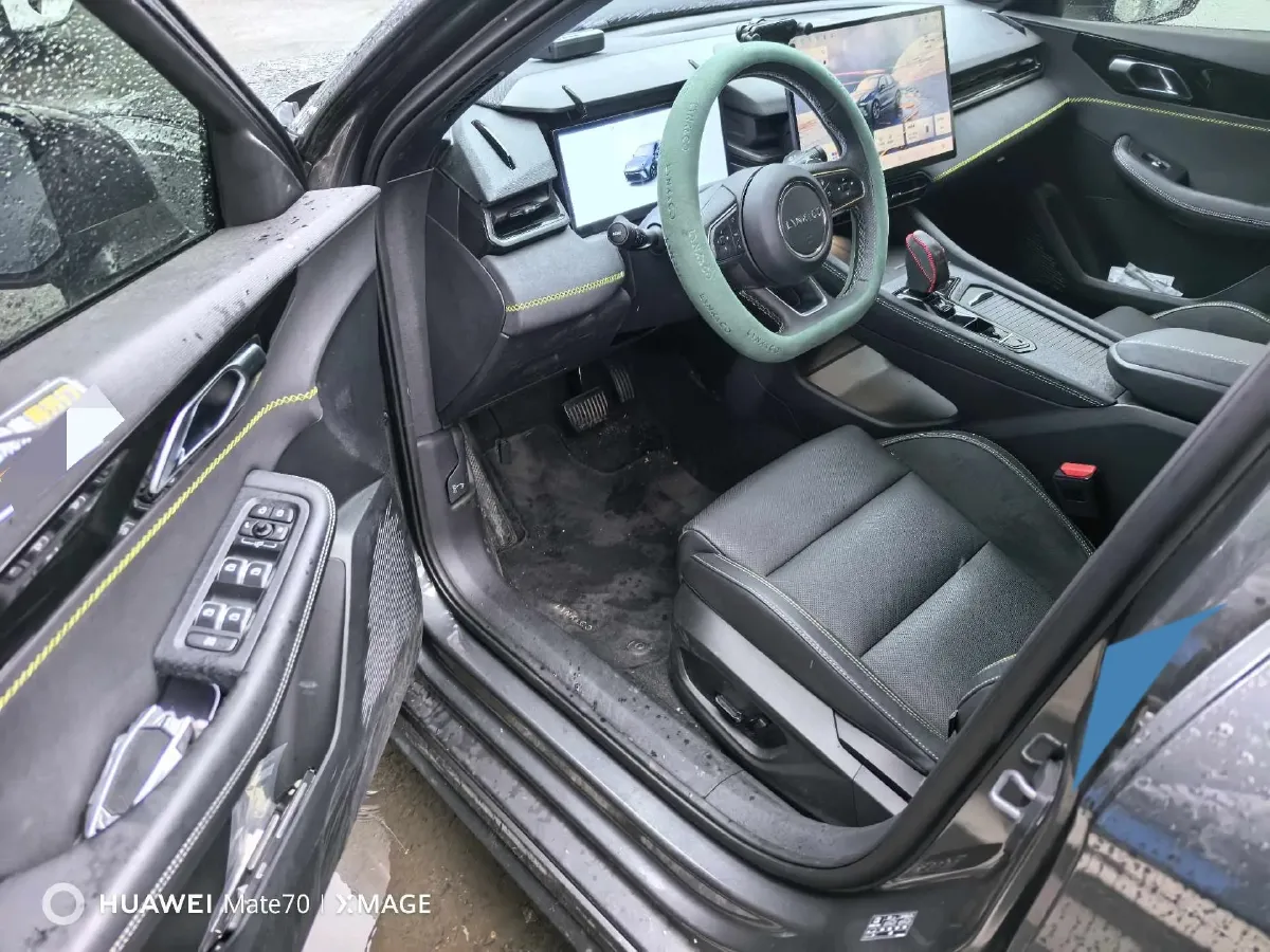 2025 LYNK&CO 03 1.5T 181HP L4 7DCT,autocango,china used car exporter,china ev exporter,chinese used car exporter,chinese used ev exporter