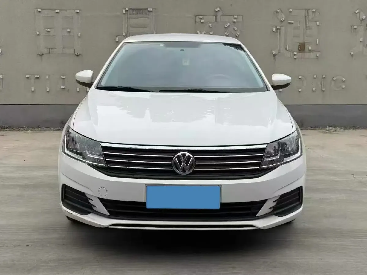 2019 Volkswagen Polo 1.5L 113HP L4 5MT,autocango,china used car exporter,china ev exporter,chinese used car exporter,chinese used ev exporter
