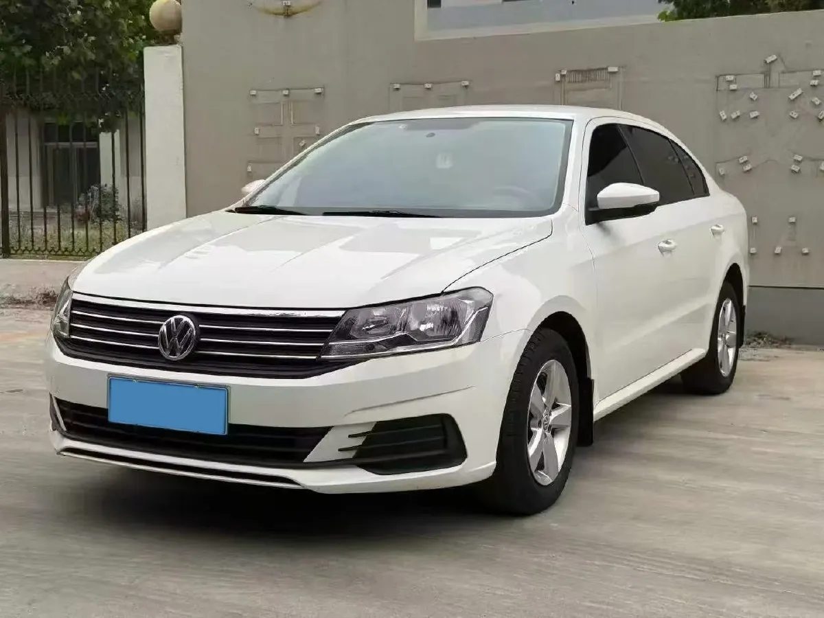 2019 Volkswagen Polo 1.5L 113HP L4 5MT,autocango,china used car exporter,china ev exporter,chinese used car exporter,chinese used ev exporter